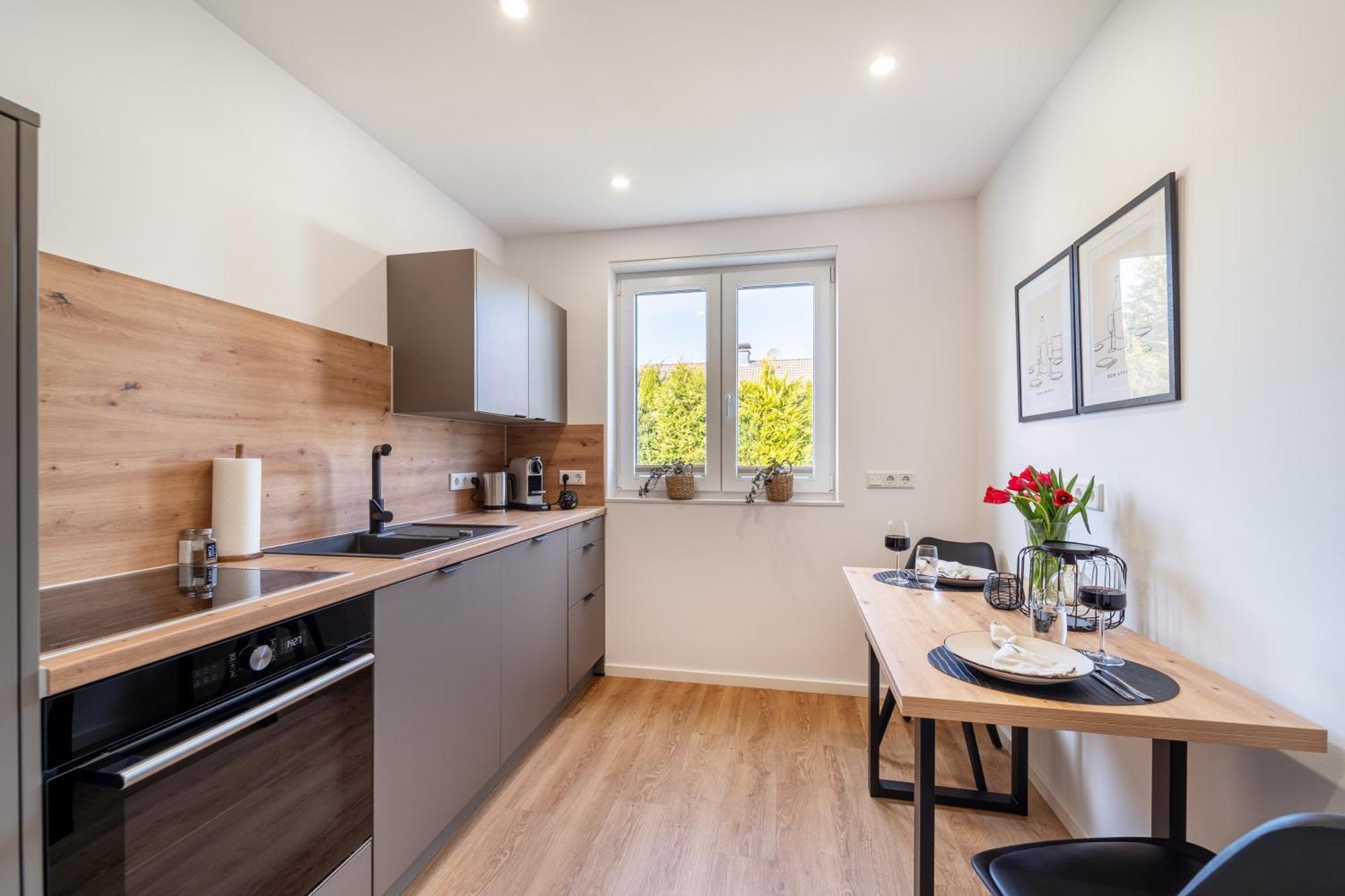 Raw-flat - Miller - Terrasse - Modern Apartment Bielefeld